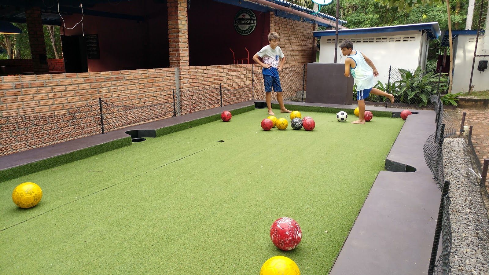 Footpool